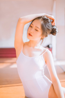 欧美亚洲综合成人A∨在线